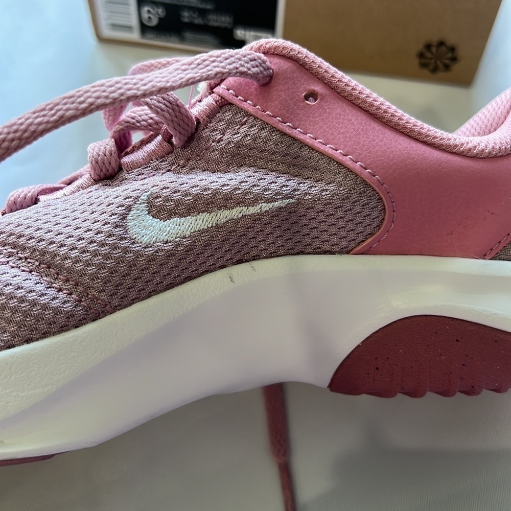 W NIKE LEGEND ESSENTIAL 3 NN - Picture 8 of 8
